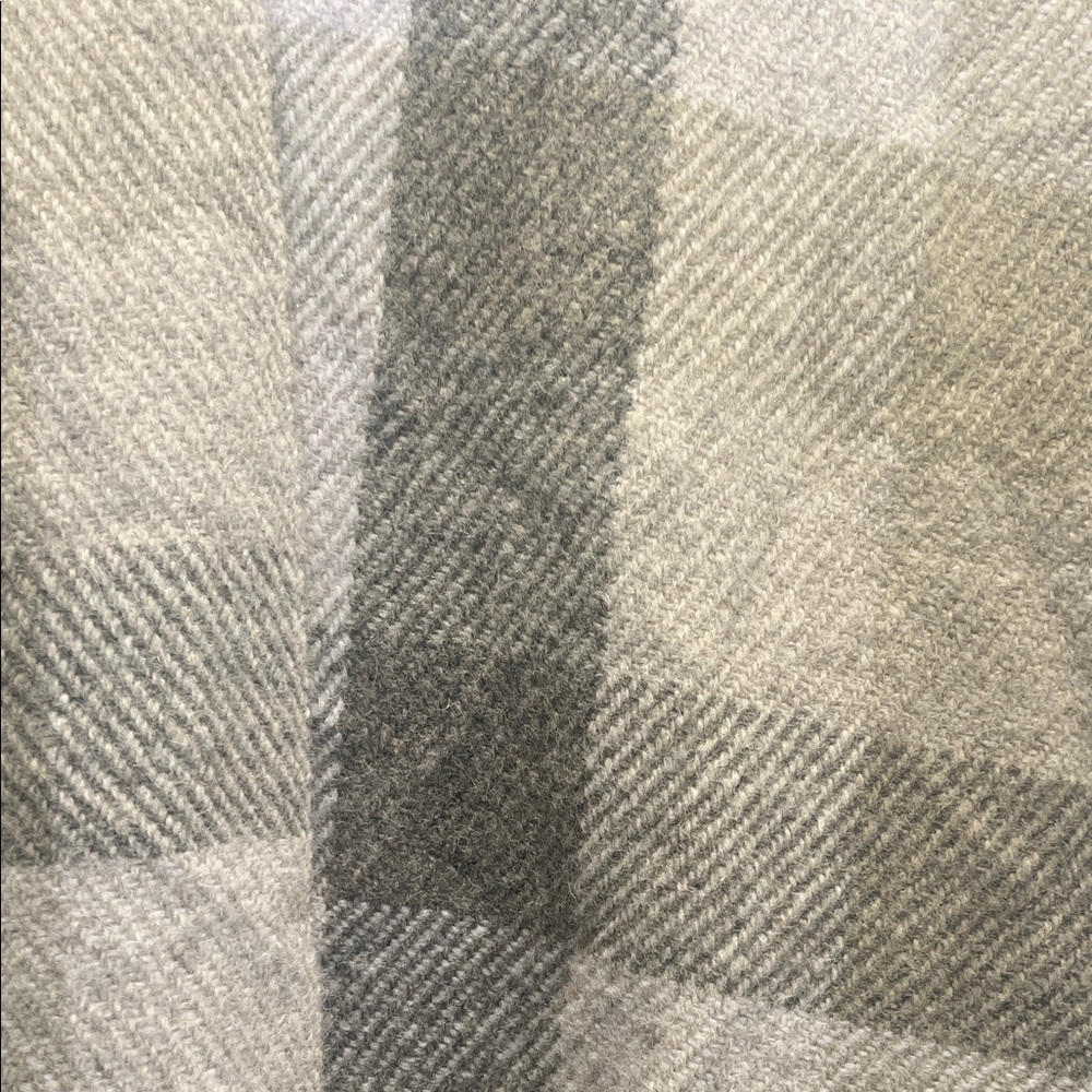 Beige Handwoven Scarf - Picture 3 of 5
